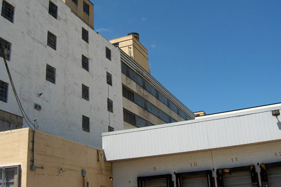 Industrial buildings in Ward 5