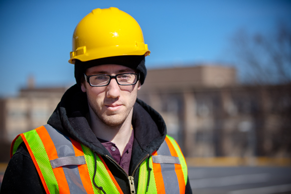 Kyle Noell, Team Capitol DC leader, helping construct the house